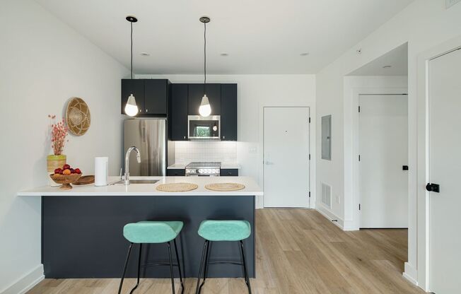 1 bed, 1 bath, 608 sqft, $1,499, Unit Unit 304