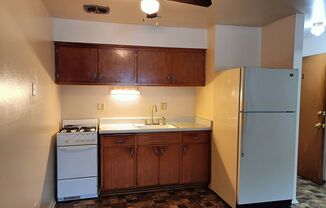 1 bed, 1 bath, $795, Unit #2