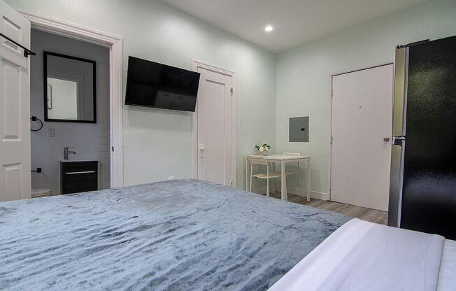 Studio, 1 bath, 141 sqft, $1,145.83, Unit 12