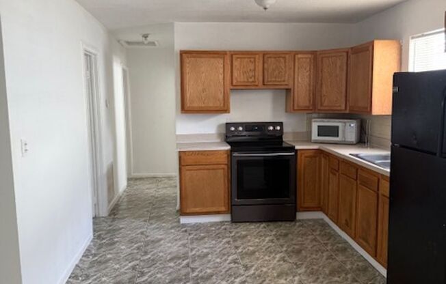 SPACIOUS 3/2 GREAT FAMILY HOUSE
