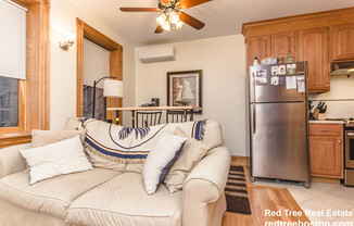 137 Charles St Apt 1M