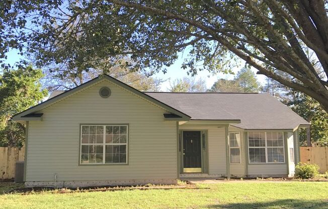 Spacious 3-Bedroom Home with Modern Upgrades - 611 Demere Street, Hinesville, GA