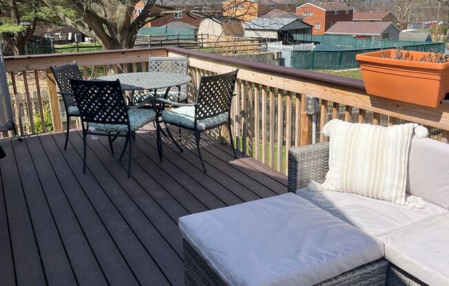 USGA RENTALY ONLY! CHARMING 2 BEDROOM HOME
