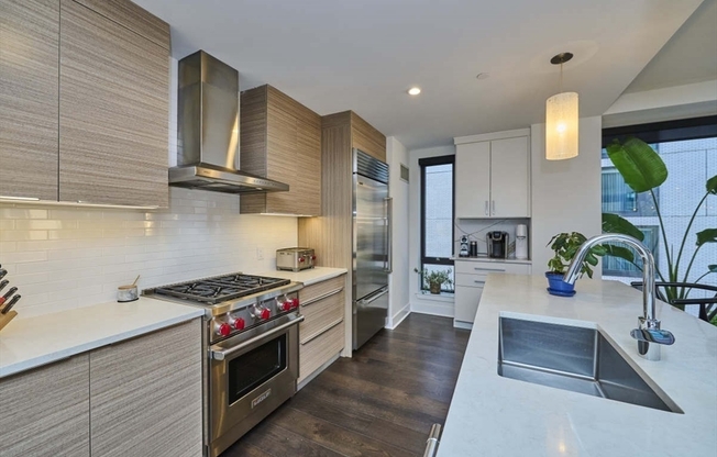 2 beds, 2 baths, 1,435 sqft, $6,990, Unit 501