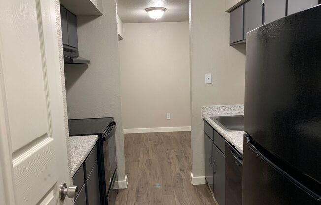 2 beds, 2 baths, 965 sqft, $1,095, Unit 2314