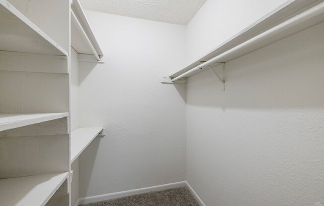 1 bed, 1 bath, 743 sqft, $895, Unit 2-09F