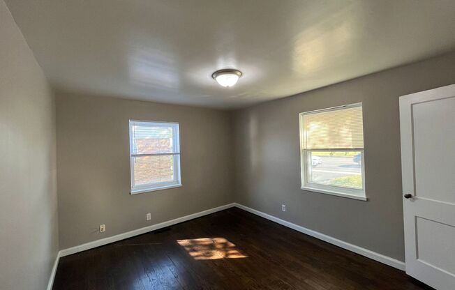 2 beds, 1 bath, $1,375