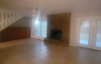 3 beds, 1.5 baths, $1,495