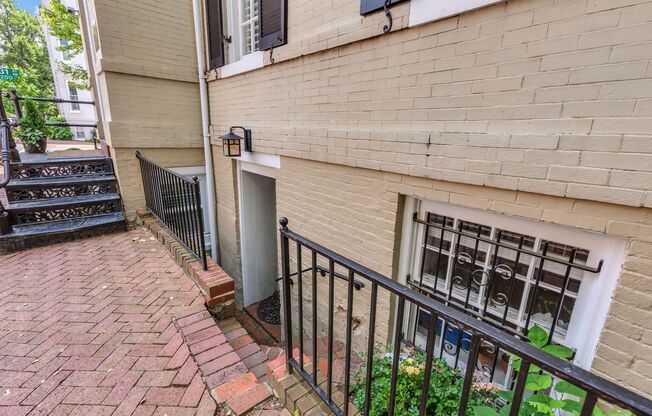 Charming and light-filled garden condo in the heart of Georgetown!