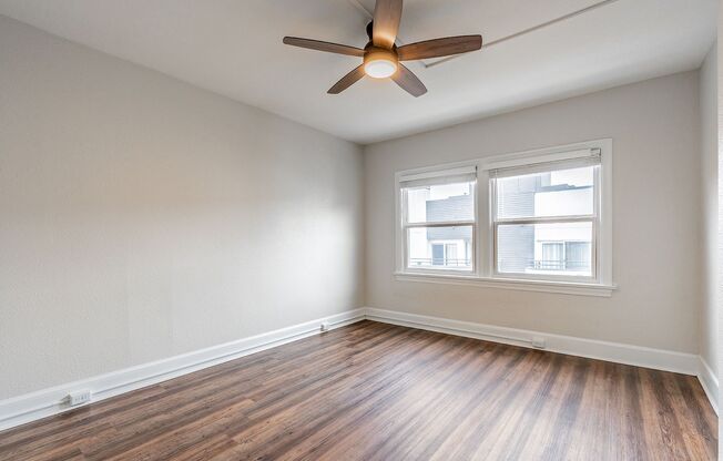 Studio, 1 bath, 348 sqft, $1,237, Unit 309