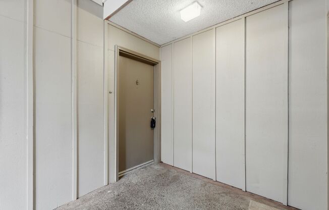 1 bed, 1 bath, 788 sqft, $1,395, Unit 401