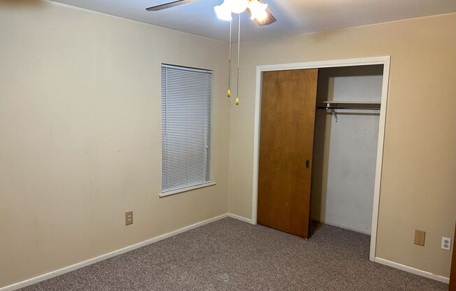 2 beds, 1 bath, $1,350