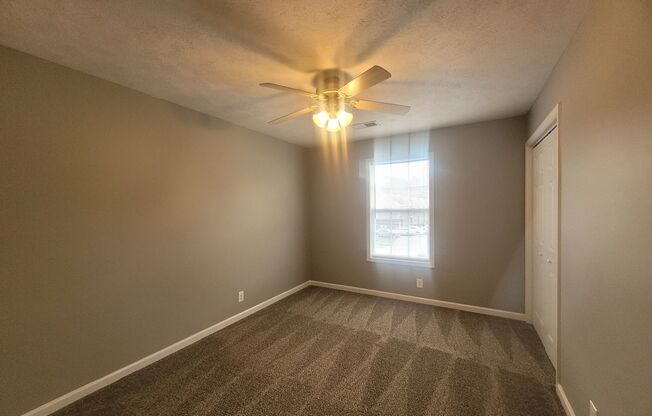 2 beds, 1.5 baths, 1,128 sqft, $1,100, Unit 1218 Ash Ridge Drive Apt. C