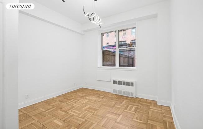 2 beds, 1 bath, 800 sqft, $5,350, Unit LOFTP