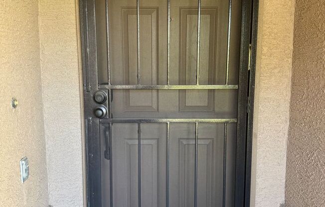 3 BEDROOM HOME IN S CHANDLER