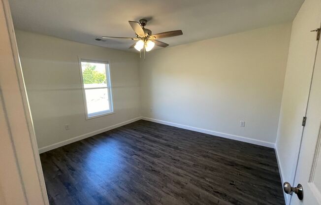 2 beds, 1 bath, $1,350