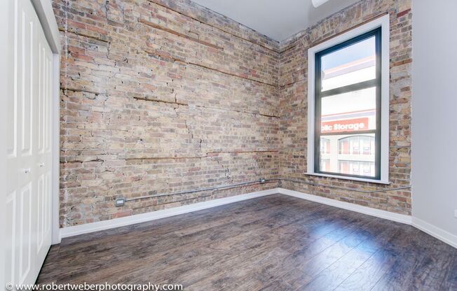 357 West Chicago