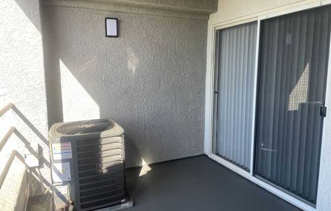 1 bed, 1 bath, 748 sqft, $2,840, Unit F-327