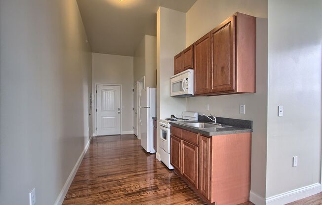 1 bed, 1 bath, $1,349, Unit 1841-308