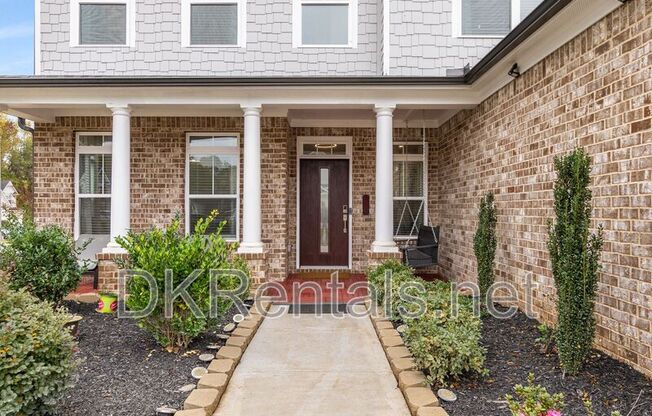 501 BLACKBERRY LN
