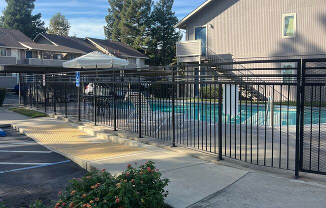 Spacious 1 and 2 Bedrooms, Gated, Pool & READY TO GO!