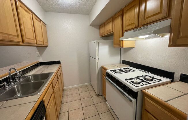 1 bed, 1 bath, 750 sqft, $1,100, Unit ABB-2-102