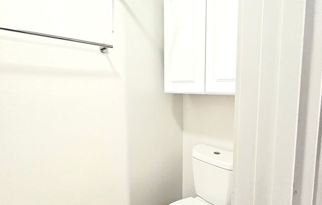 Studio, 1 bath, 122 sqft, $950