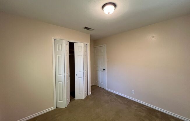 3 beds, 1 bath, $1,500