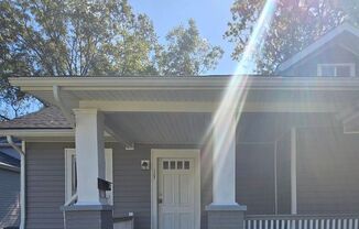1 bedroom duplex in Colonial Heights