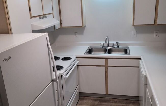 1 bed, 1 bath, 600 sqft, $900, Unit 2001H