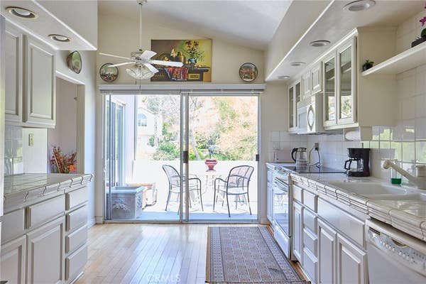 11244 SIERRA PASS PL