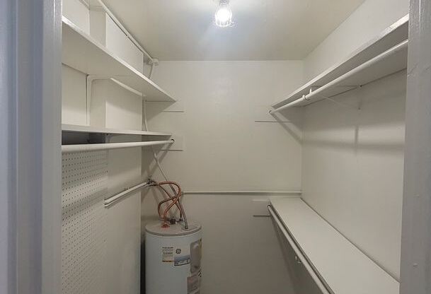 1 bed, 1 bath, 580 sqft, $1,199, Unit PEN-105A
