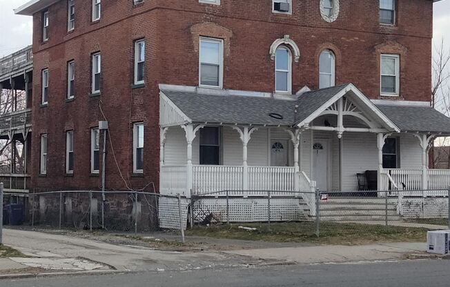 476 Wethersfield Avenue