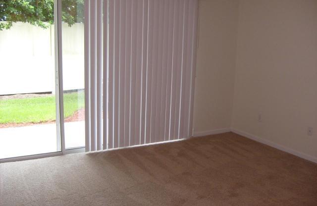 2 beds, 2.5 baths, $1,600