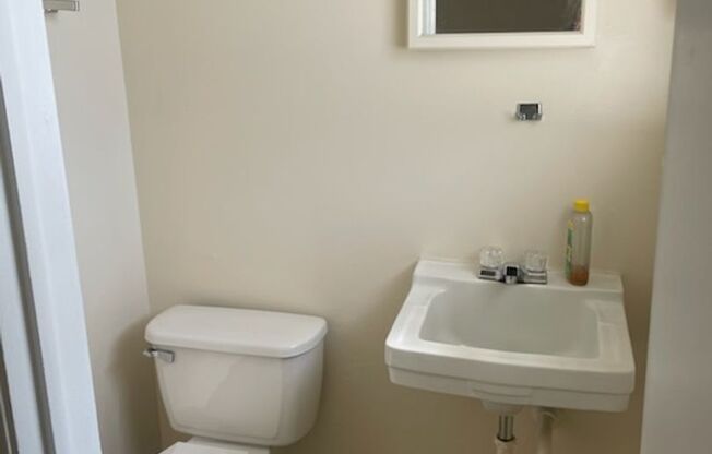Clean, Move in Ready 4 Bedroom Home