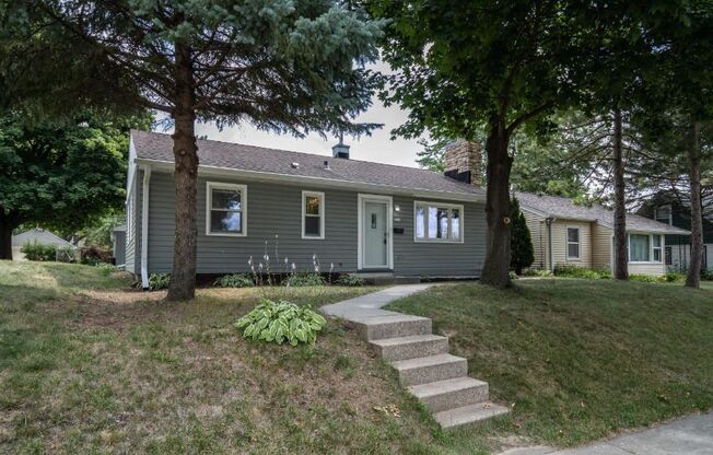 3310 N 82 ST