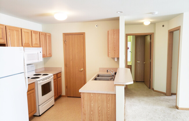 1 bed, 1 bath, 756 sqft, $1,535, Unit 200-203
