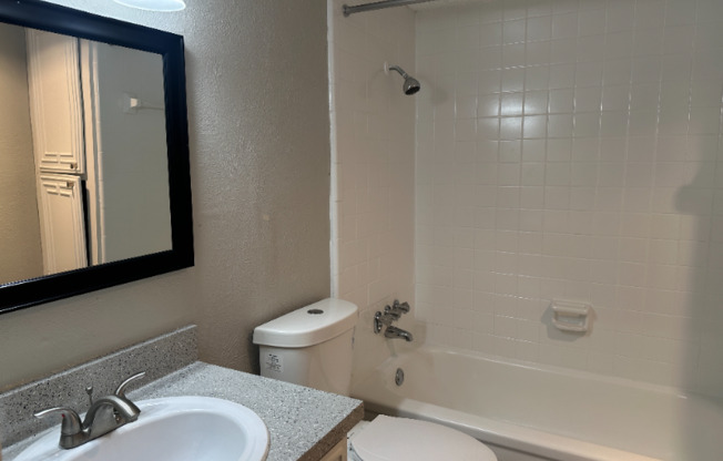 3754 W Buckingham Rd Unit# 79