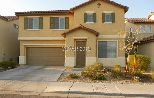 4 beds, 2.5 baths, $2,195