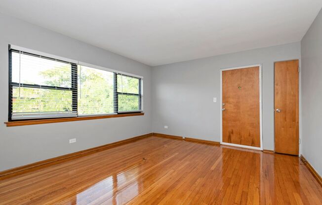 1 bed, 1 bath, 620 sqft, $2,595, Unit 10230-A3