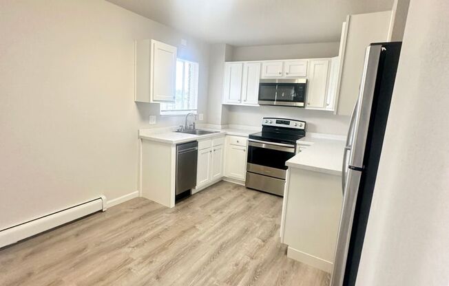 1 bed, 1 bath, 750 sqft, $1,295, Unit King 2615 Unit C