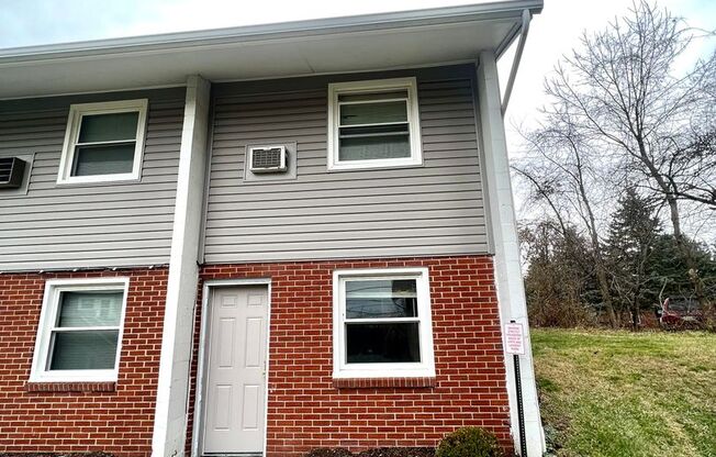 Townhouse Square Apartments - (White Glove)