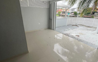 1379 W 79 ST