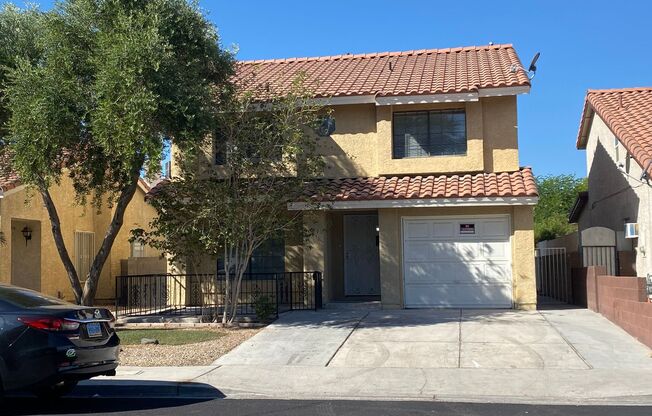 4-BEDROOM HOUSE. REMODELED KITCHEN-NO HOA!