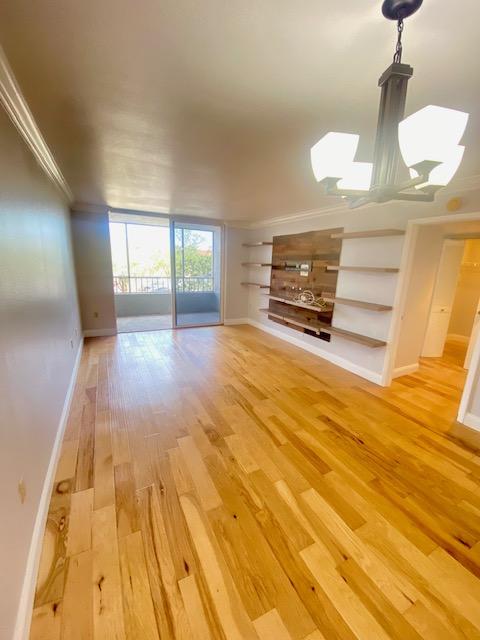 2333 FEATHER SOUND DR