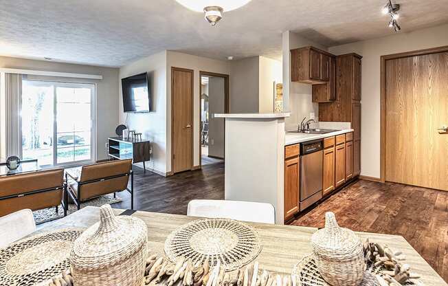 Open Concept Apartments with Natural Light at Tiburon View Apartments, Omaha, NE