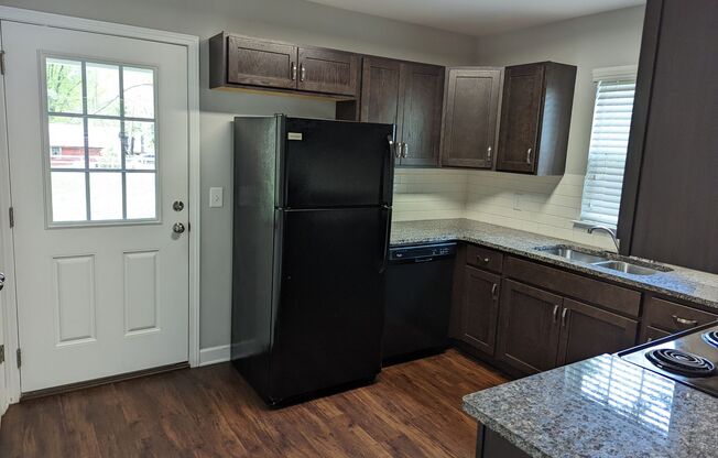2BD/2BA-Mooresville- Landscaping Included