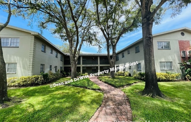 529 30 AVE N