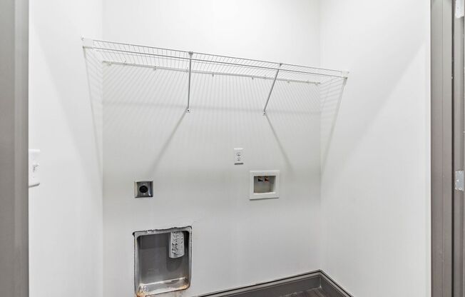 2 beds, 2 baths, 1,080 sqft, $1,075, Unit 214