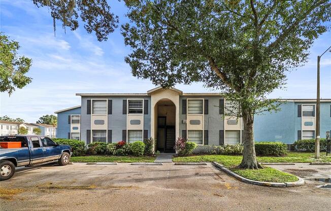 2547 N ALAFAYA TRL